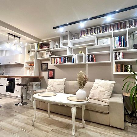Bhakti Apartament Torun Luaran gambar